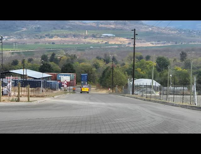 2.40HA VACANT LAND FOR SALE IN BOSCHRAND HEIGHTS